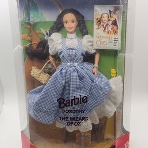 Barbie as Dorothy from The Wizard of Oz 1999 Talking Collector Doll